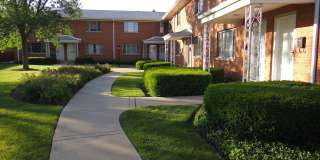 1332 Greenwillow Ln Gallery 1