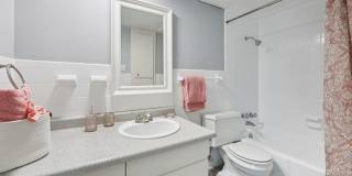 Premier Gardens Apt. Gallery 54