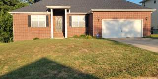 Beautiful 4 Bedroom home Gallery 1