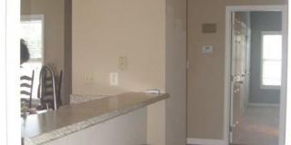 Room in 2 Bedroom Home at Sunpointe Dr Gallery 19