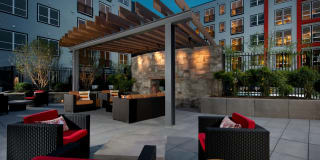 Halstead Square - Lotus & Lofts Gallery 8