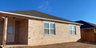 4 Bedroom 2 Bathroom 2 Car Garage Home in Oakdale School District Gallery 27