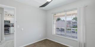 Beautifully Updated Condo Gallery 26