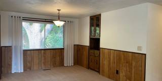 Very Nice 3 Bedroom 2 Bath Home-Located on a Corner Lot Gallery 9