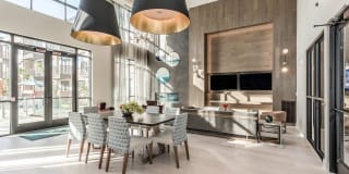 Soneto on Western Gallery 1