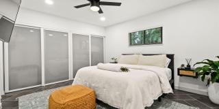 630 NE 15th Place Gallery 17