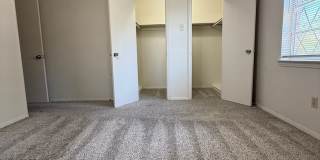 Adorable 3 bedroom, 2 bath home in Aledo Gallery 15