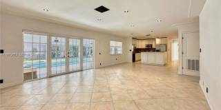 21020 NE 18th Ct Gallery 11