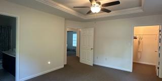 Normaltown, move-in ready. Shorter lease terms available Normaltown, move-in ready. Shorter lease terms available Gallery 34