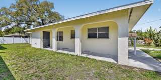 Charming 3BR House in Osprey Gallery 32