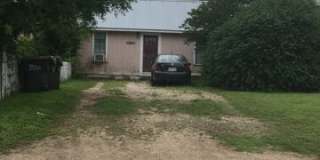 302 1/2 Burleson 302 1/2 Burleson Gallery 8