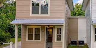 637 E Seaboard APT 1 Street unit: 2 Gallery 1