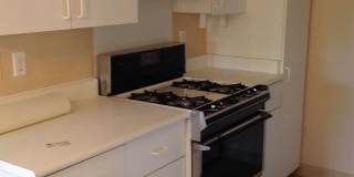 2 BD / 1.5 BA Townhouse in Ewa Beach! Gallery 4