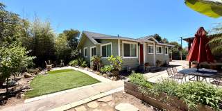 Charming 2 bdrm, 1 bath, + Bonus Room Charming 2 bdrm, 1 bath, + Bonus Room Gallery 1