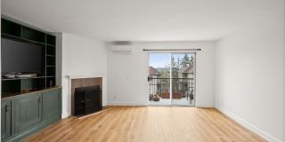 2 Bed/1.5 Townhome in West Linn Gallery 1