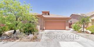 3241 East Fourteen Fairway Drive Gallery 1