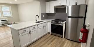 319 Columbia Ave Gallery 1