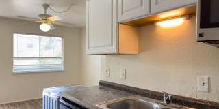 1010 W 23rd St #9 Gallery 7