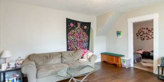 PRELEASING for AUGUST! Close to Campus Gallery 8