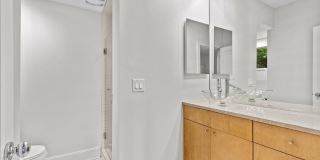 Nestled in the heart of Charlotte’s iconic Myers Park, this sophisticated 10-unit gated condo on Queens Road offers modern elegance & urban convenience Gallery 23