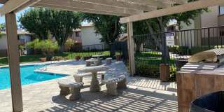 One Bedroom Apartment near UCR Gallery 3