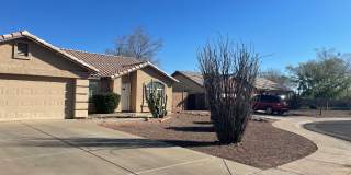 Location, Location, Location Gilbert 3+Den, 2 Bath, 2CG. Gallery 1