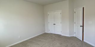 Beautiful 3BR/2.5BA Townhouse; Easy Access to I485 and Uptown Beautiful 3BR/2.5BA Townhouse; Easy Access to I485 and Uptown Gallery 13