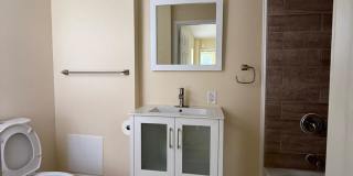 1729 North Caroline Street - Room 4 Gallery 7