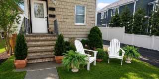 Charming 1BR Duplex in Westfield Gallery 1