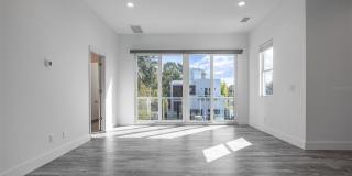 2700 N MYRTLE AVENUE Gallery 11