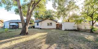 2920 FEATHERSTON AVENUE Gallery 21