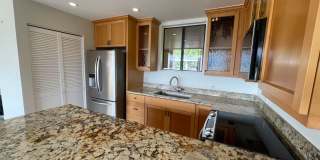 Beautiful 2 bedroom, 2 bath townhome Gallery 43