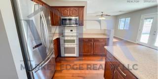 4Bed/3Bath House in Avondale w/ Pool! Ready for Immediate Move In! Gallery 1