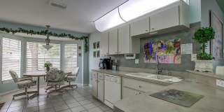 8513 Beach Road Gallery 20