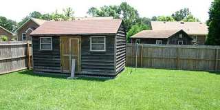 Charming brick ranch-style home in Virginia Beach featuring 3 bedrooms and 2 full baths! Gallery 11