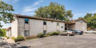 1304 Summit St Unit 206 Gallery 10