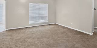 RATE DROP ALERT (was $2200/month) and MOVE-IN SPECIAL: 1st FULL MONTH'S RENT FREE* Gallery 9