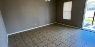 La Place 5th St Gallery 1