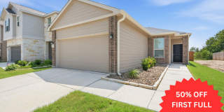 *MOVE IN SPECIAL* Kitchen Lovers Dream – Tons of Cabinet Space & Included Appliances! Gallery 1