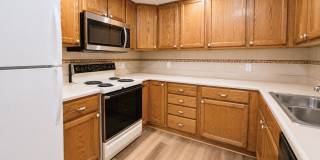 Ellis Avenue Duplex Gallery 1