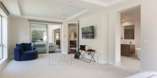 450 N. Palm Drive Gallery 6