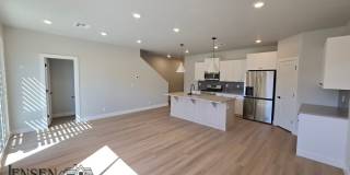 Brand New Modern Three Bedroom Gallery 6