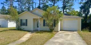 1717 Largo Circle Gallery 1