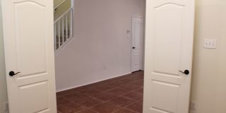 3-BEDROOM IN WOODS OF ALON Gallery 9