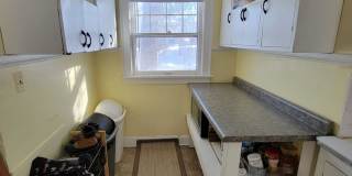 AVAILABLE JUNE 1st 2026 - 3 Bed 2 Bath Spacious Home near Campus Gallery 10