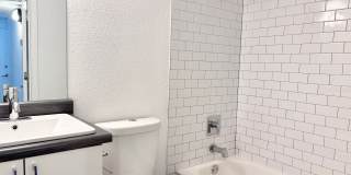 Moderne at 1st Gallery 22