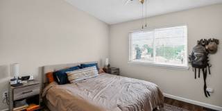 Spacious 2BR Condo Finished Basement in Aurora Gallery 21