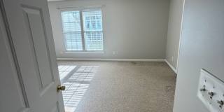 Charming 3BR Townhome in Sought-After Harrisburg Town Center Gallery 22