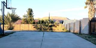*DO NOT DISTURB TENANTS- 4 bedroom 2 bath home w/POOL!! Gallery 6