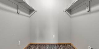 4 Bedroom 2.5 Bath Townhome near Centennial Park! Fenced Yard! Gallery 20